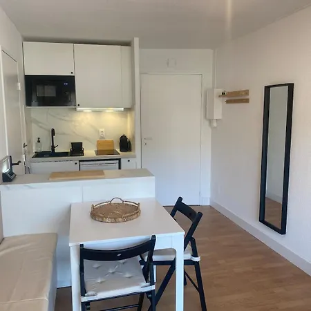 Centre - Wifi- Clim - Parking - Apartment Sainte-Maxime